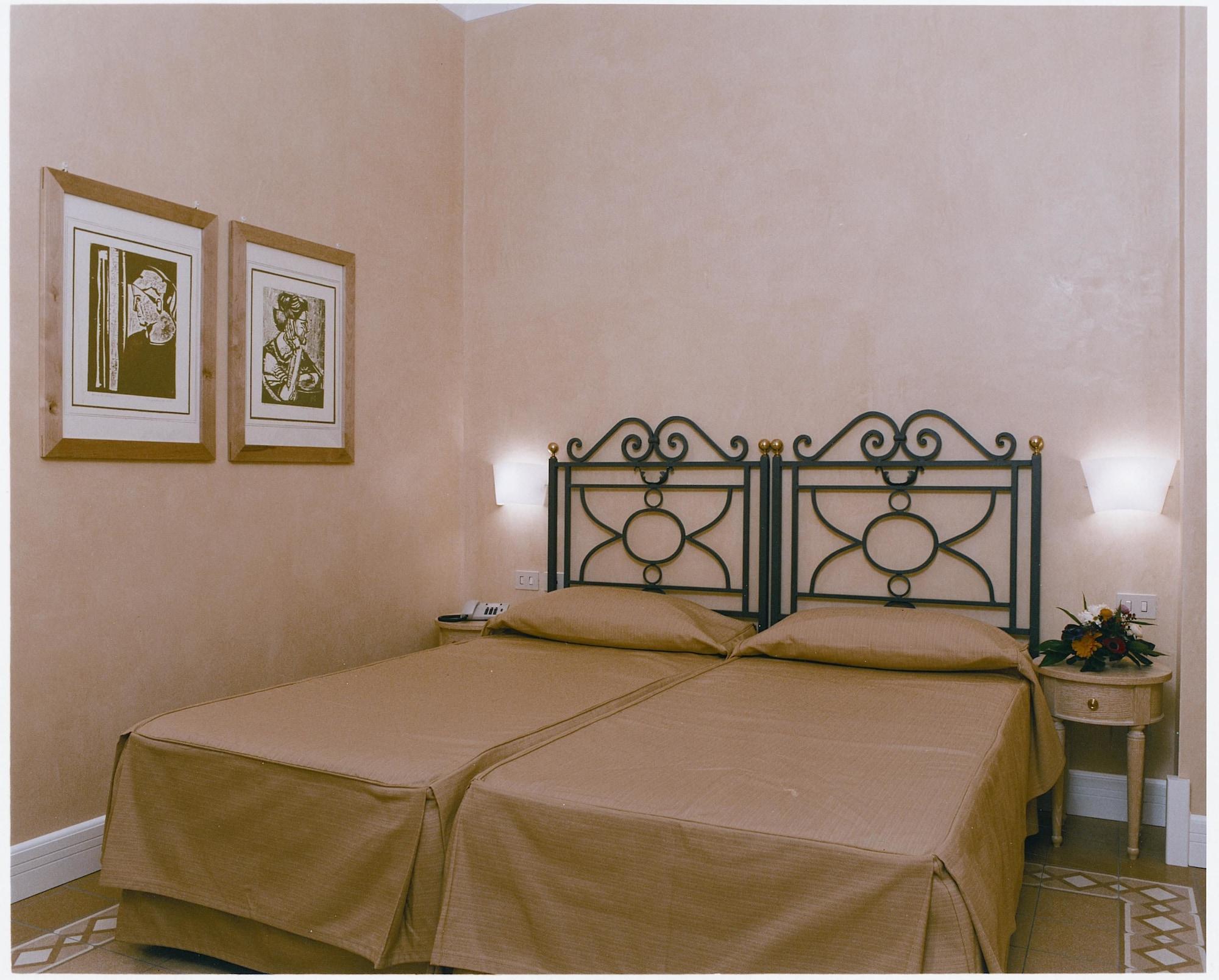 Costantinopoli 104 Hotel Napoli Eksteriør billede